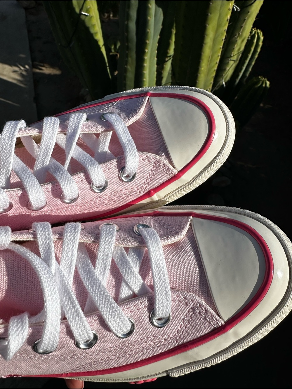 Women’s Converse Pink Floral Chuck 70 High Top Sneakers 8.5 - Picture 5 of 10